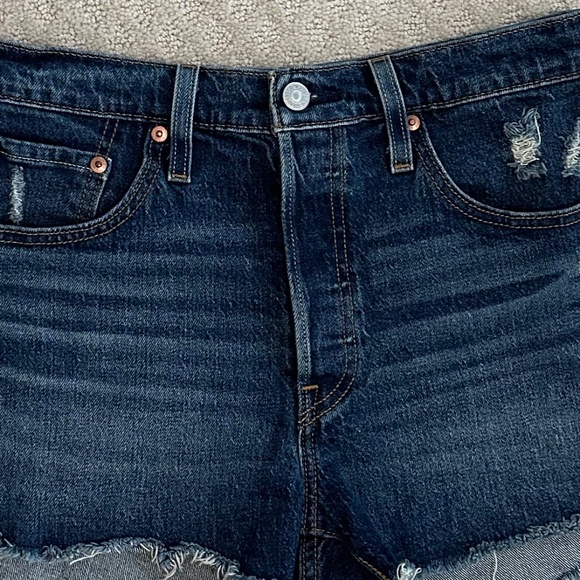 Levi's 501 Button Fly High-Rise Stretch Denim Shorts Size 28 Distressed Classic - Picture 2 of 13